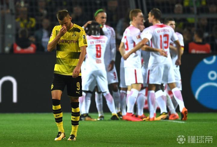 开云体育官网-多特蒙德吞下联赛首败，需调整状态应对接下来挑战，引发热议