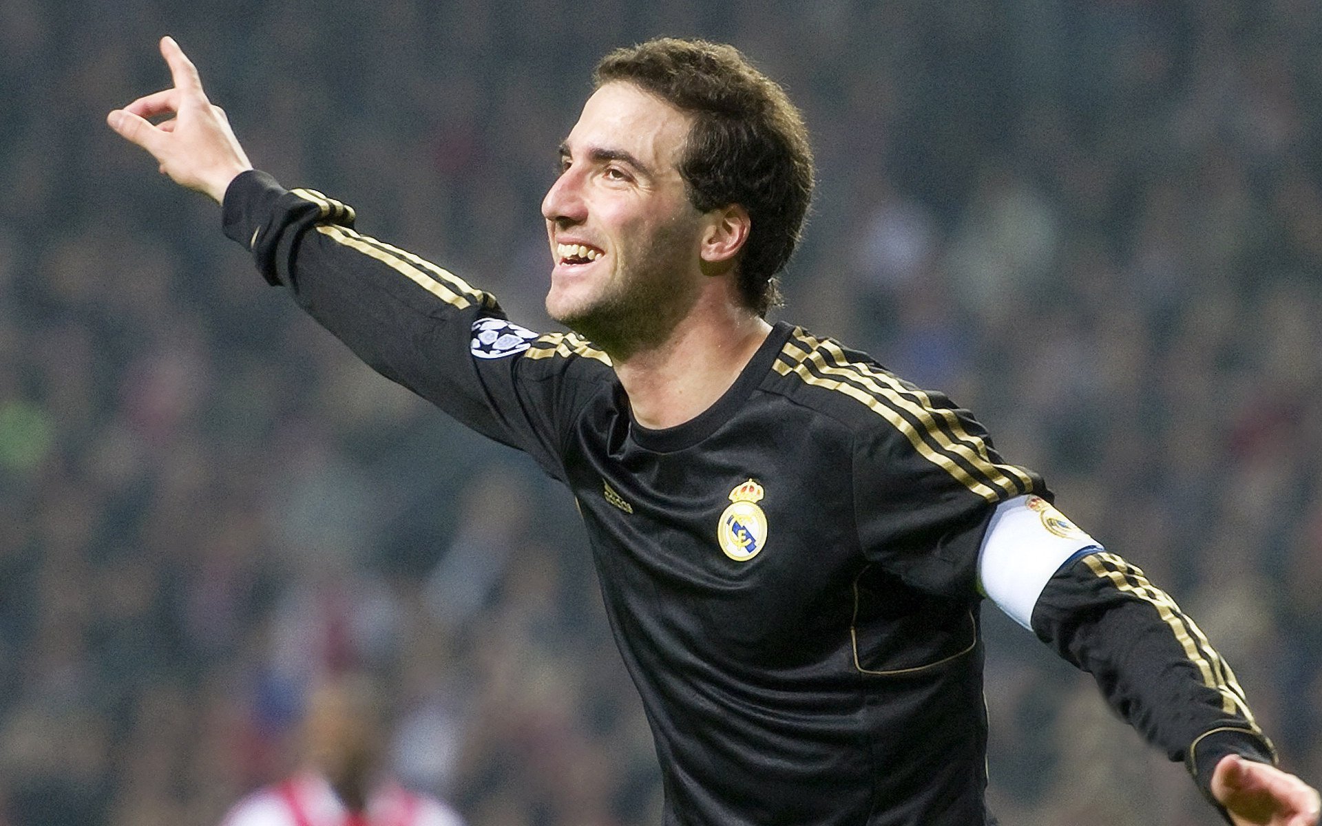 开云-惊天逆转！贝蒂斯借将基米希一传一射，主场硬仗击溃夺冠热门阿森纳